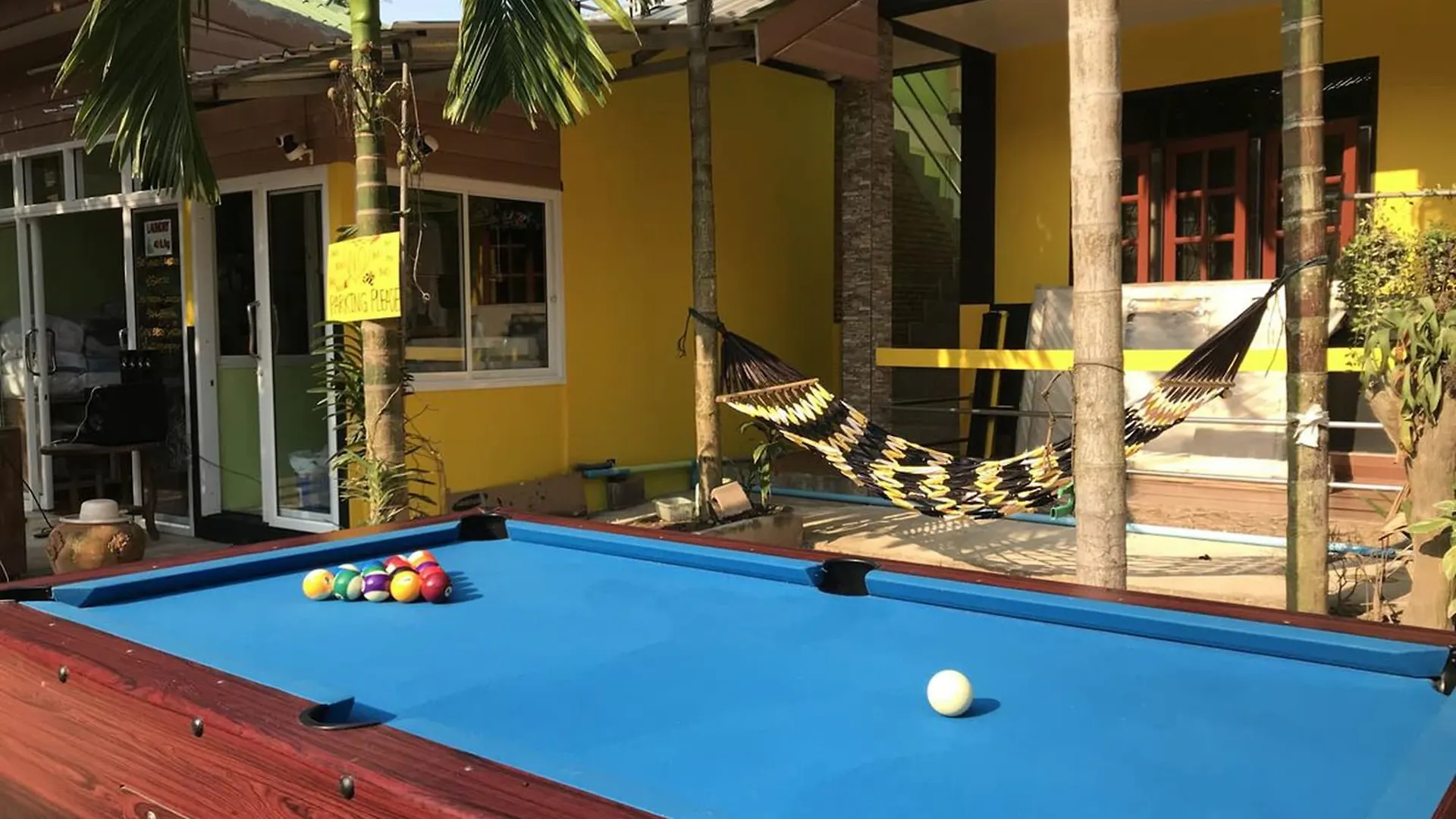 The Hive Hostel Ko Tao